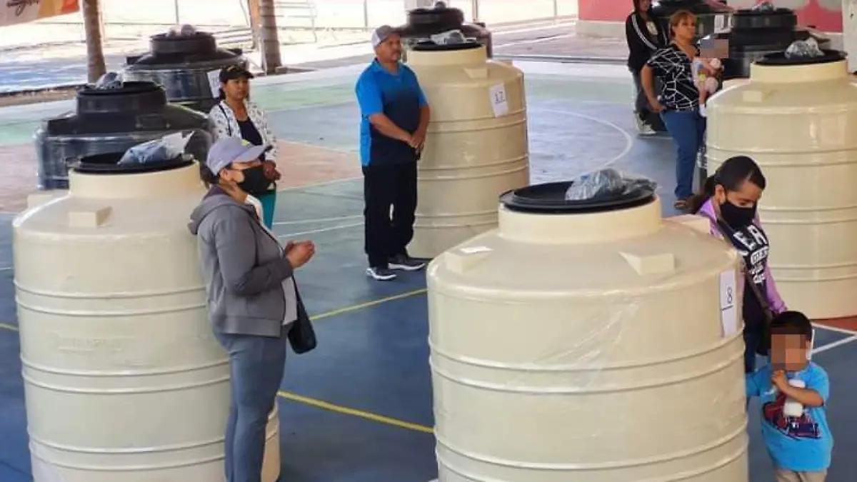 TINACOS-HUANIMARO-OKOKOK