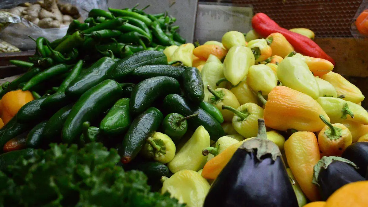 Vuelve-a-subir-de-precio-el-chile-serrano (2)