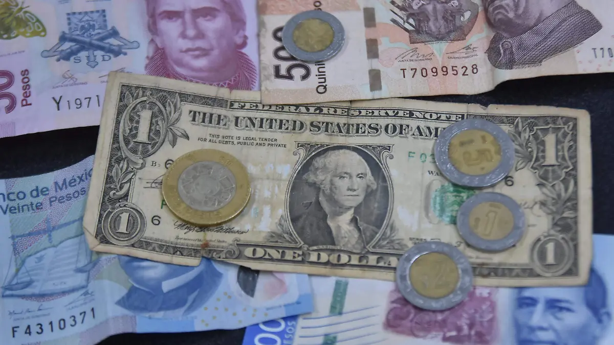 FORTALEZA DEL PESO MEXICANO (1)