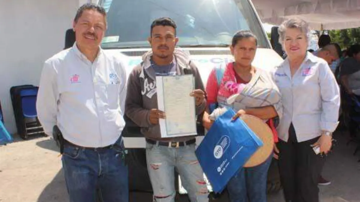 INFINIDAD DE PERSONAS