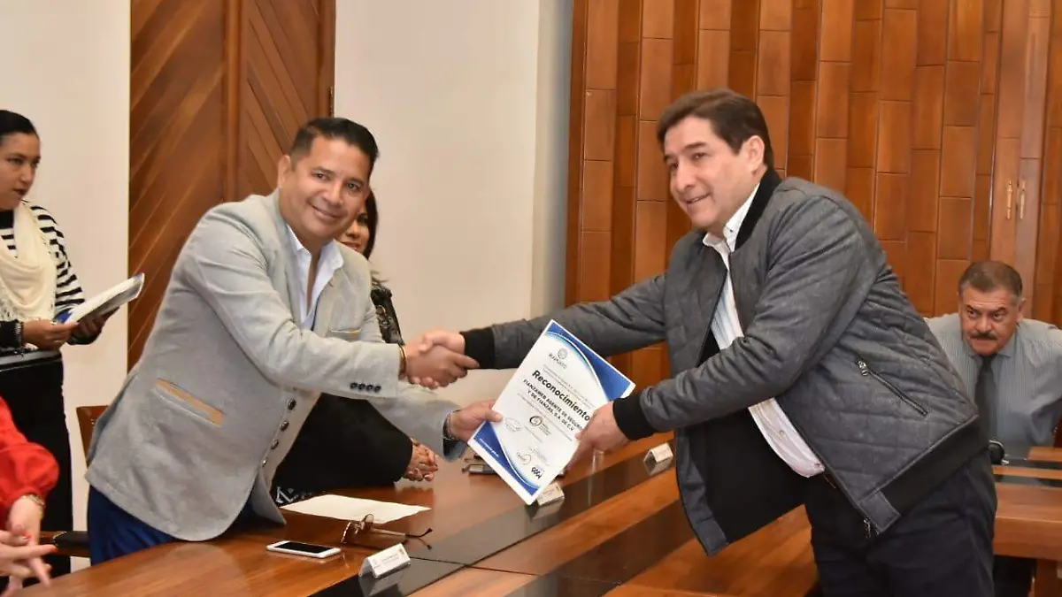 WhatsApp Image 2018-12-05 at 11.29.57 AM (1)