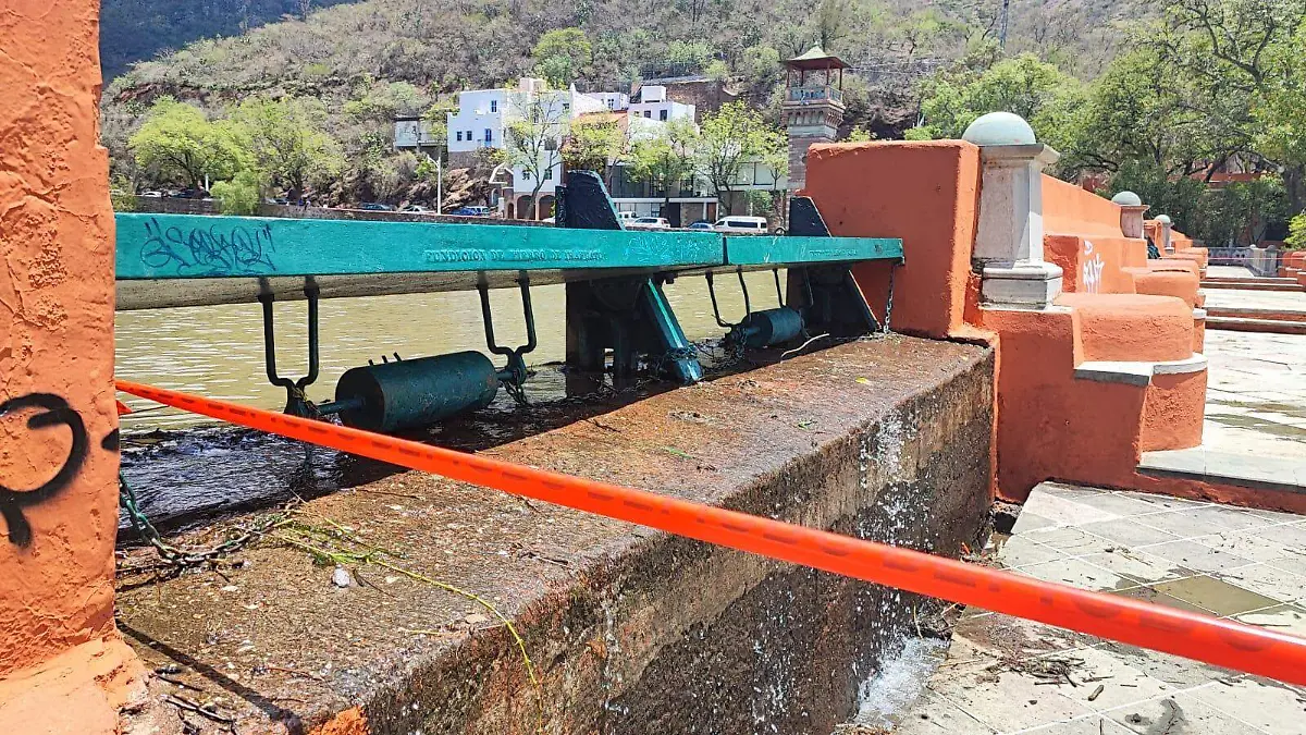 La-apertura-de-la-presa