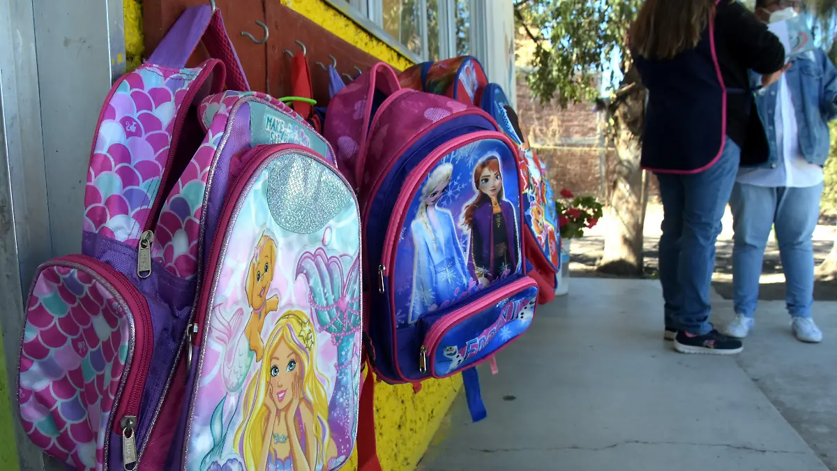 KINDER-VENADO-DE-YOSTIRO (1)