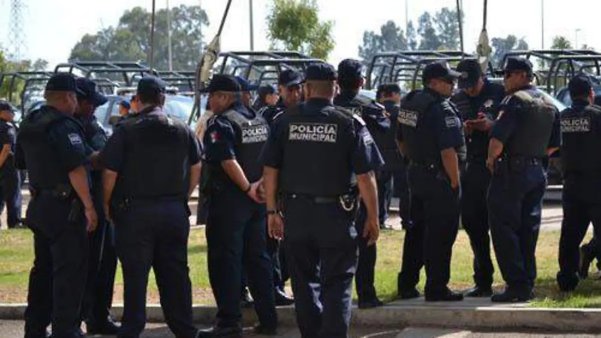 AUTENTO DE ELEMENTO DE POLICIAS