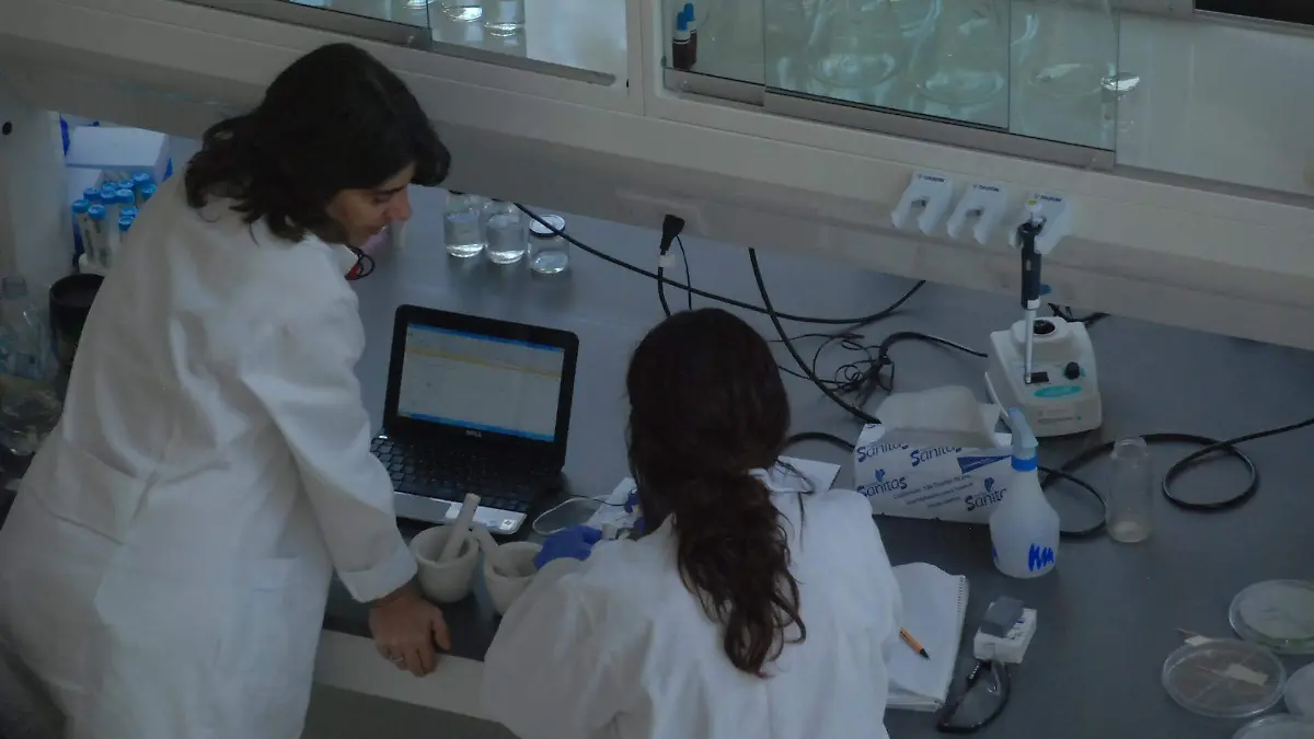 CIENTIFICOS INVESTIGADO