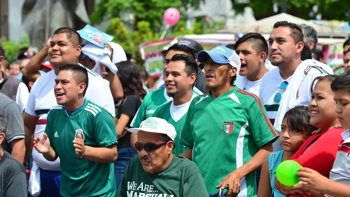 FESTEJO (56)