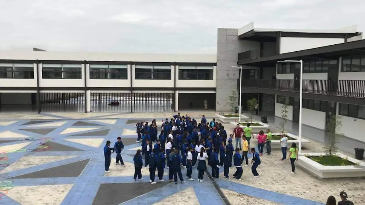 Fotos Cortesia Facebook Escuela Talentos Azteca(2)