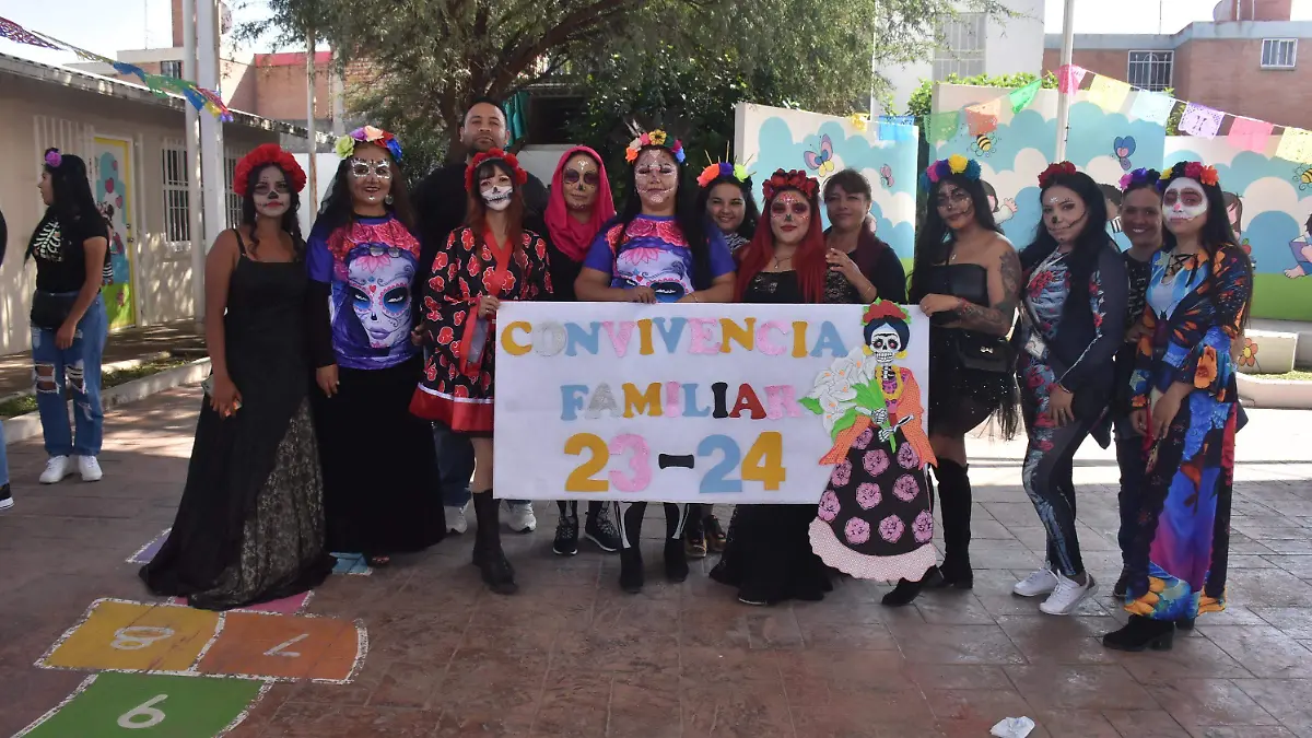Desfile Jardín de niños Convivencia Familiar (1)