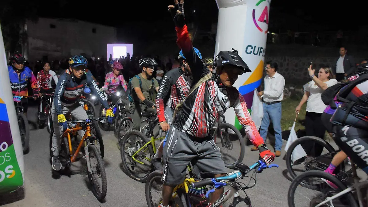 BRINCO DIABLO (3)