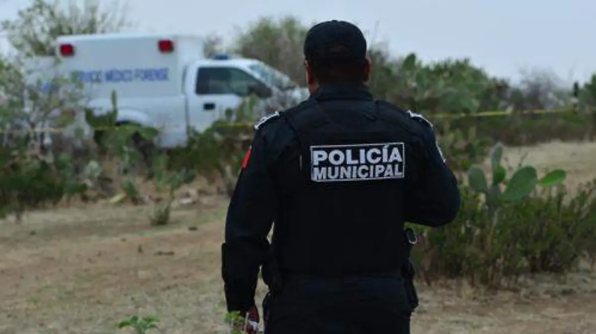 POLICIAS ASECINADOS (2)