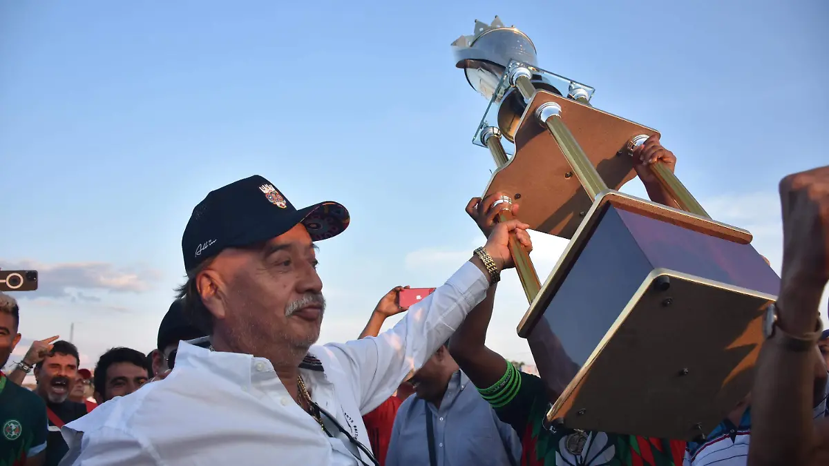 Democracia-Campeón-2