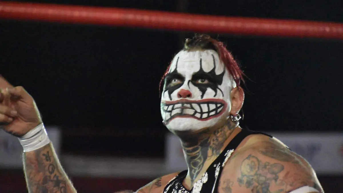 Pagano-junto-a-Psycho-Clown