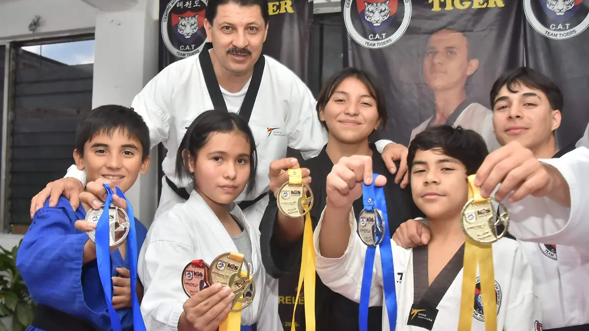 Team-Tiger-Revolucióan  (2)