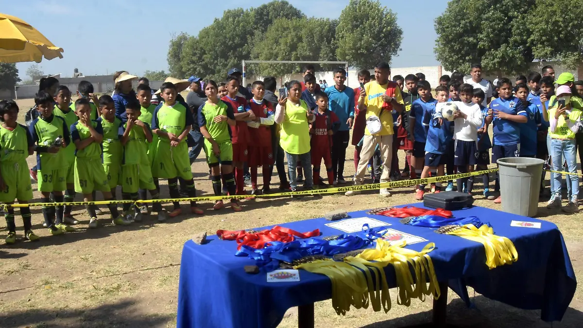 Premian-a-los-campeones (3)