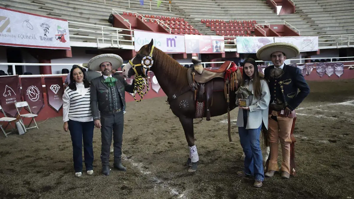 El-Trabajo-de-la-Familia