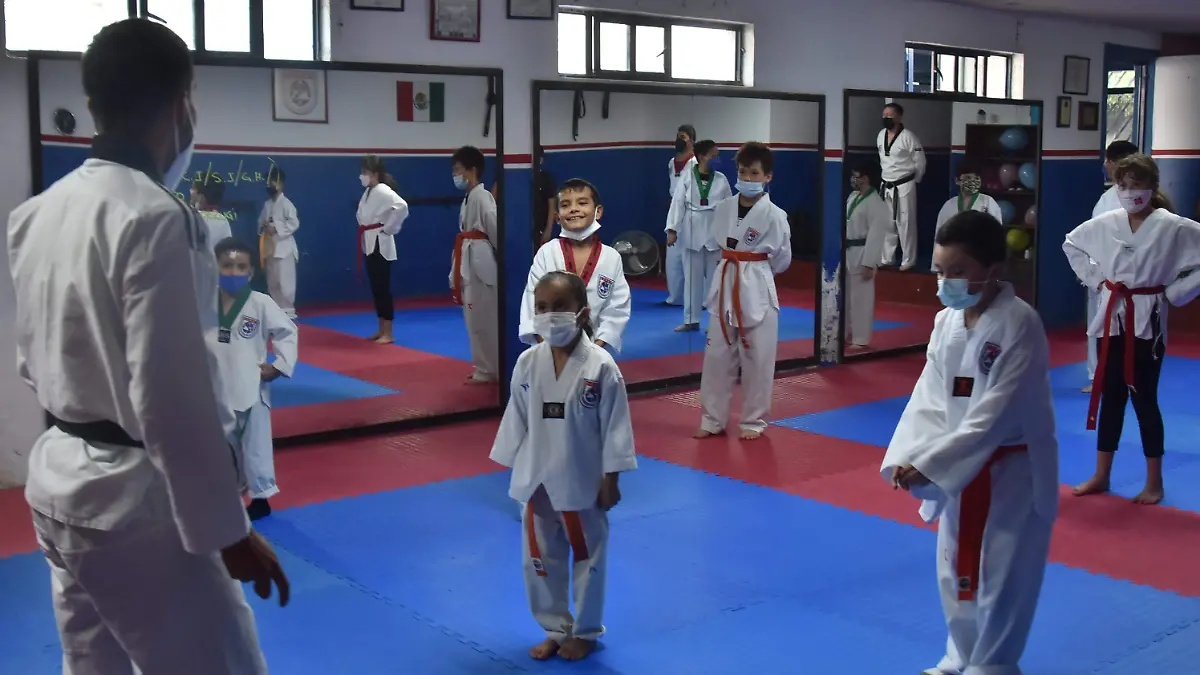 Imparte-taller-William-Arroyo (3)