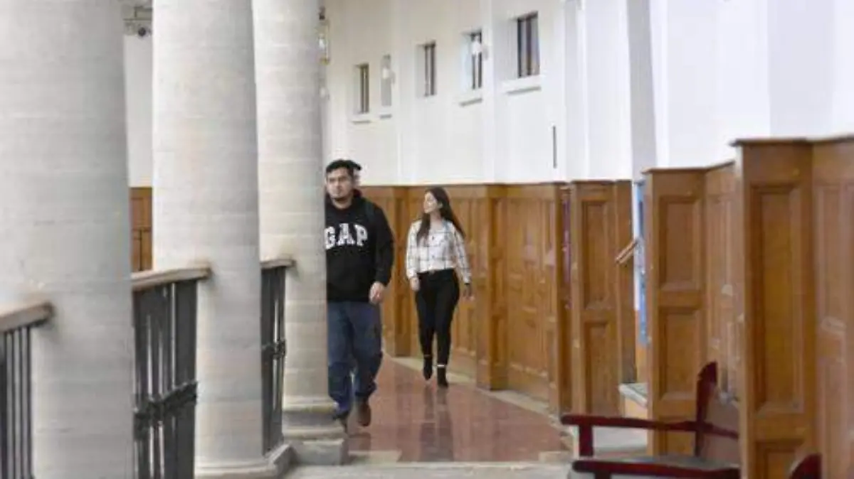 GUANAJUATO. - SUSPENDEN A MAESTROS DE LA UG POR ACOSO  (7)