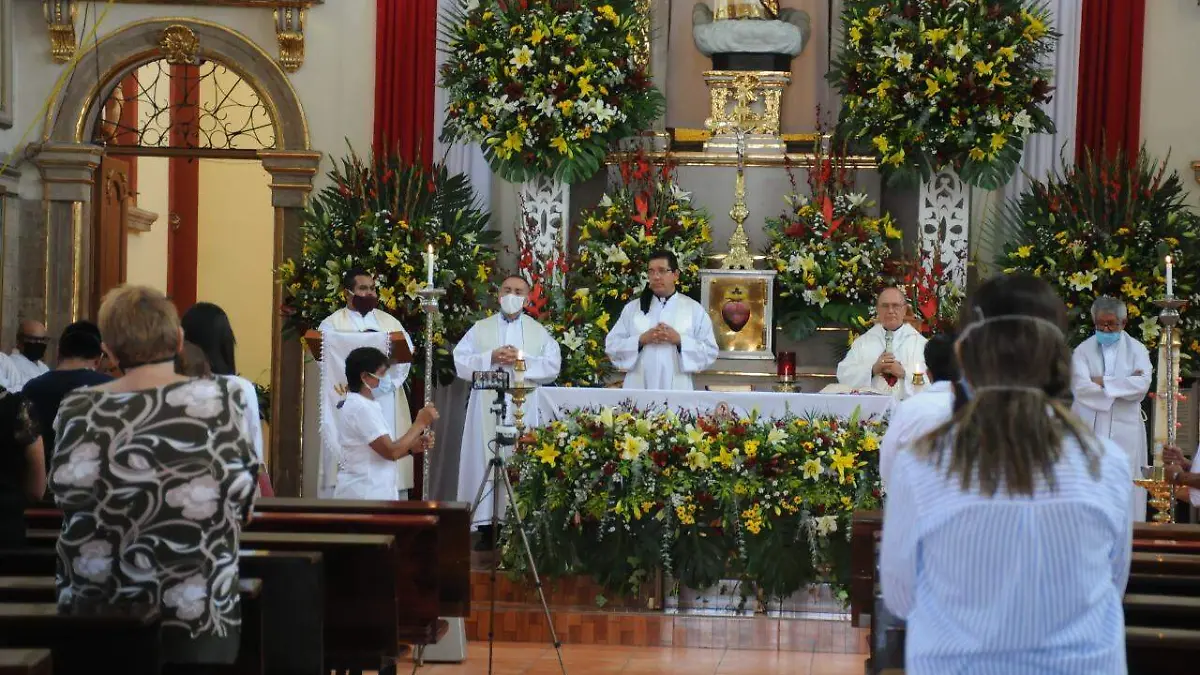 c8ce3342-2696-4eec-ab8c-4511d18ac1f9