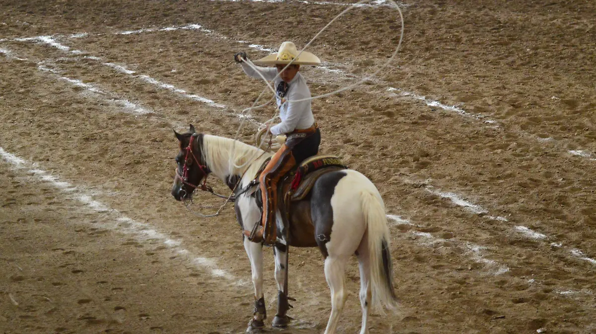 CHARREADA (4)