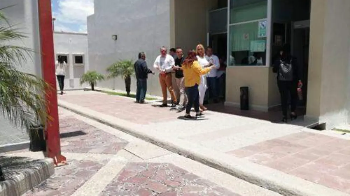 2c57e80e-e260-4864-8d0d-73944d19543e