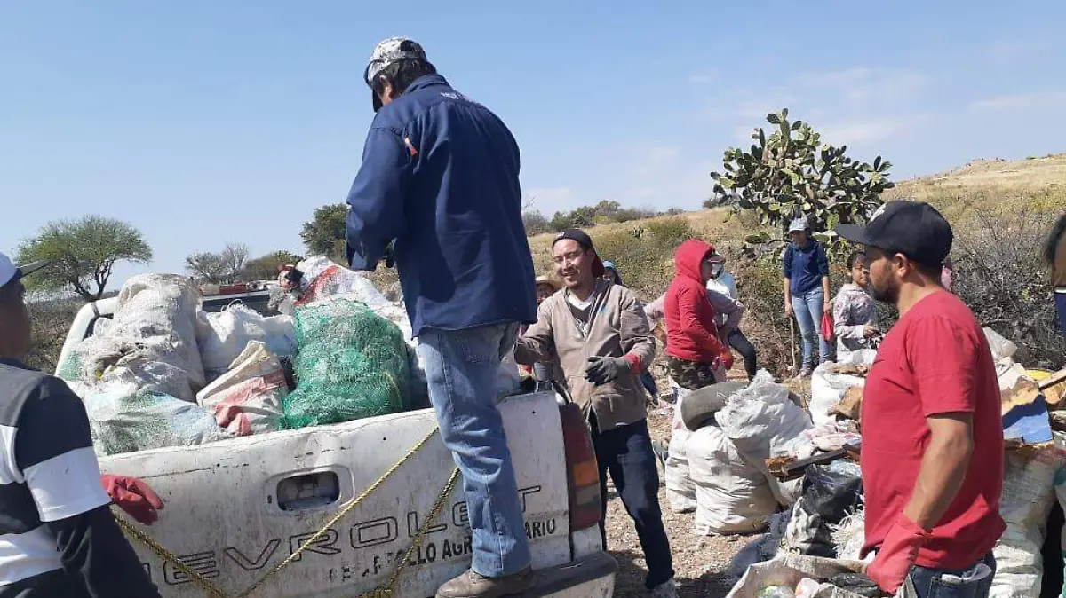 5765ea86-db92-4a0d-9245-ad88630bf8c1