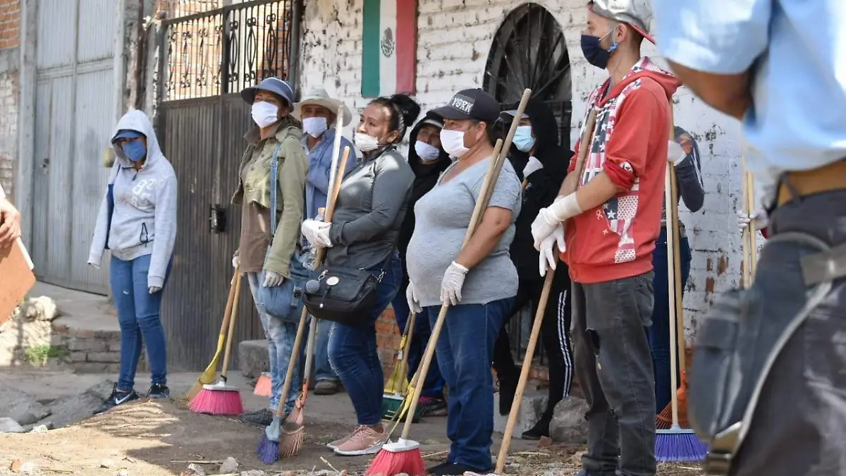 e264c879-74ed-437a-a0f6-0f7a07a3a1fb