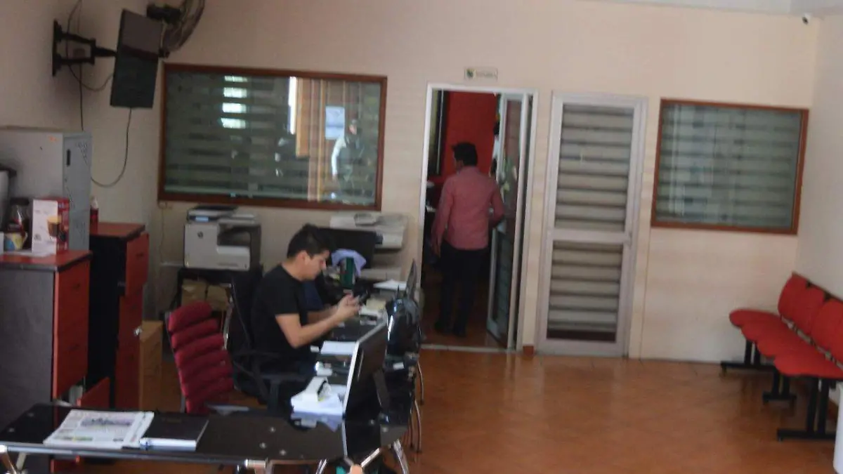 37e7ea69-6cf2-4959-8958-fb359c8846cb