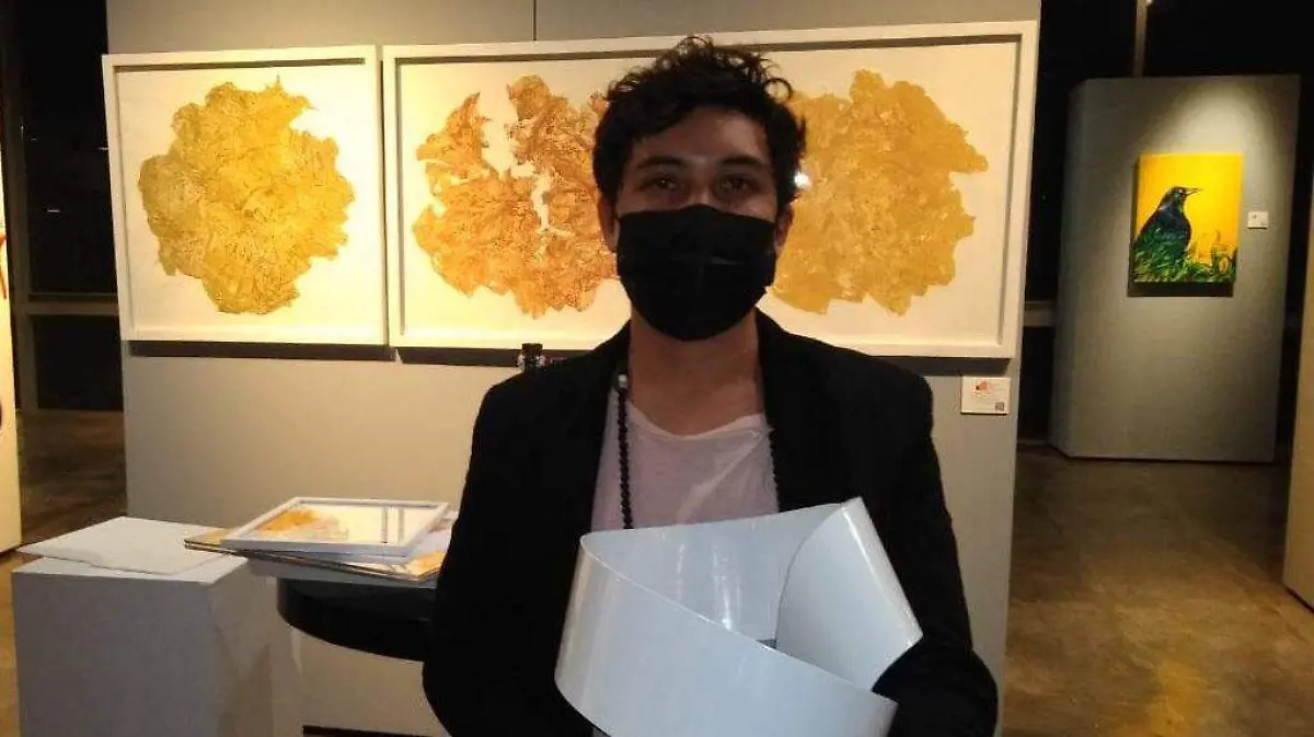 9c762fd9-cb51-4b01-aa5a-a8edac6d52bb