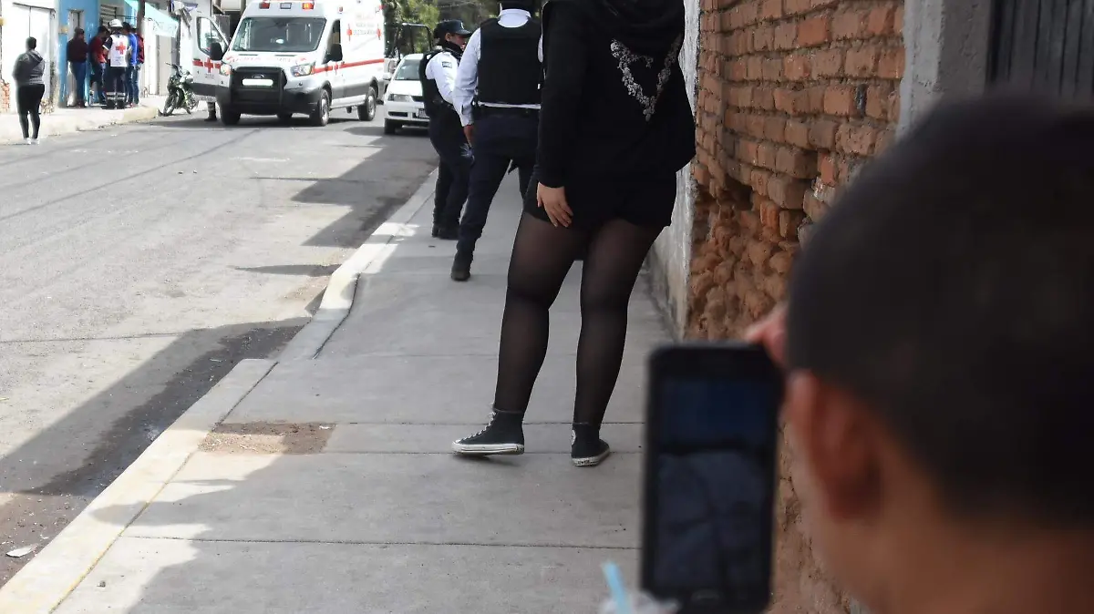 CELULAR ESCUELAS (2)