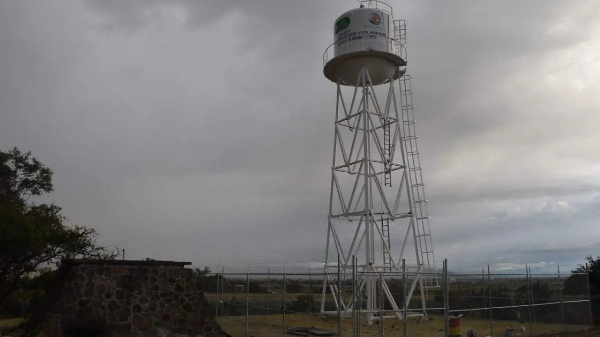 f8a53cf9-8ecc-444d-a203-5a4d4ac70169