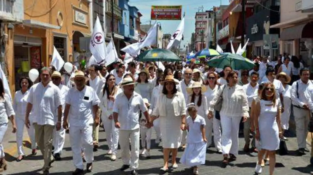 35b1eb21-d9c4-4bdb-b1a3-04fe67028fb6