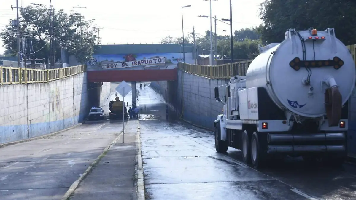 8bba056d-27db-49f7-af5f-41e8cd38a25e