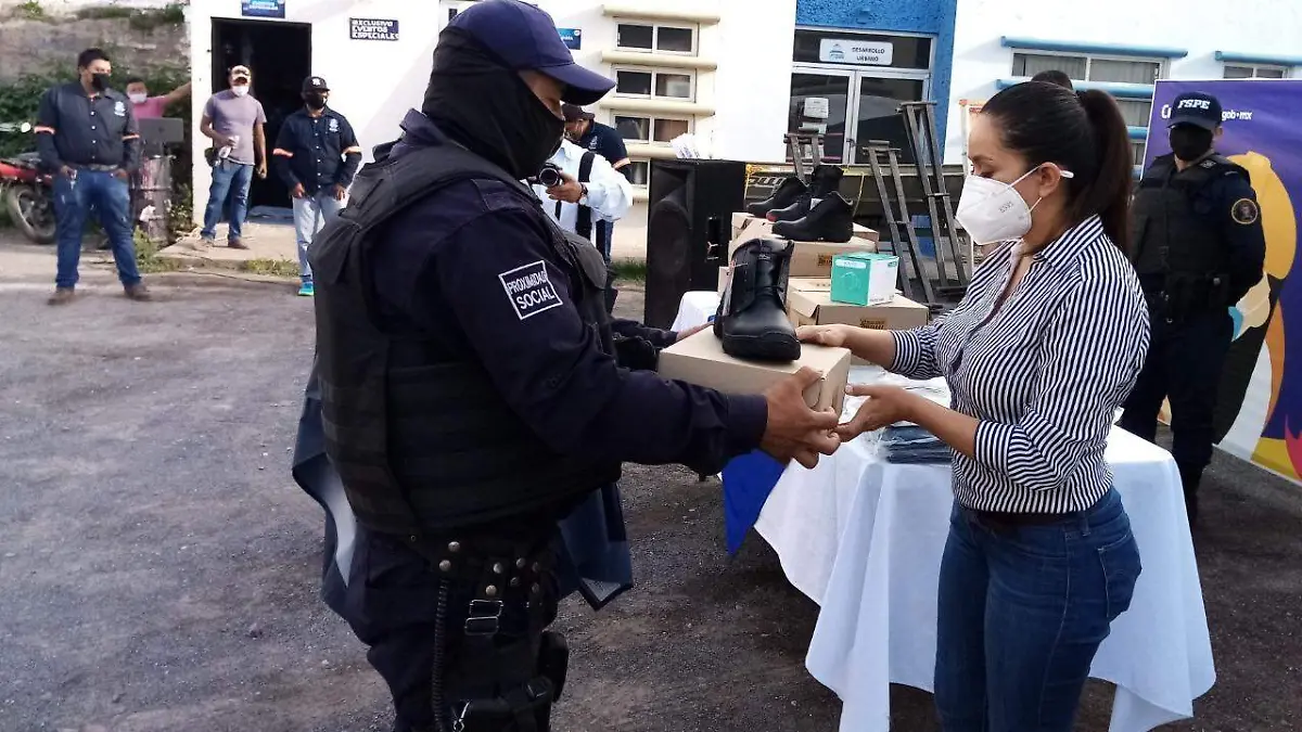 a406c693-0c01-42e1-acca-67b91942c7b1