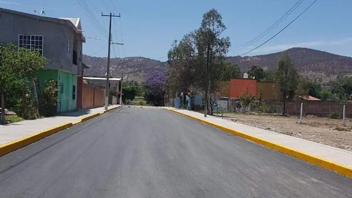 7e599313-42e3-4ef3-872d-3679f136878e