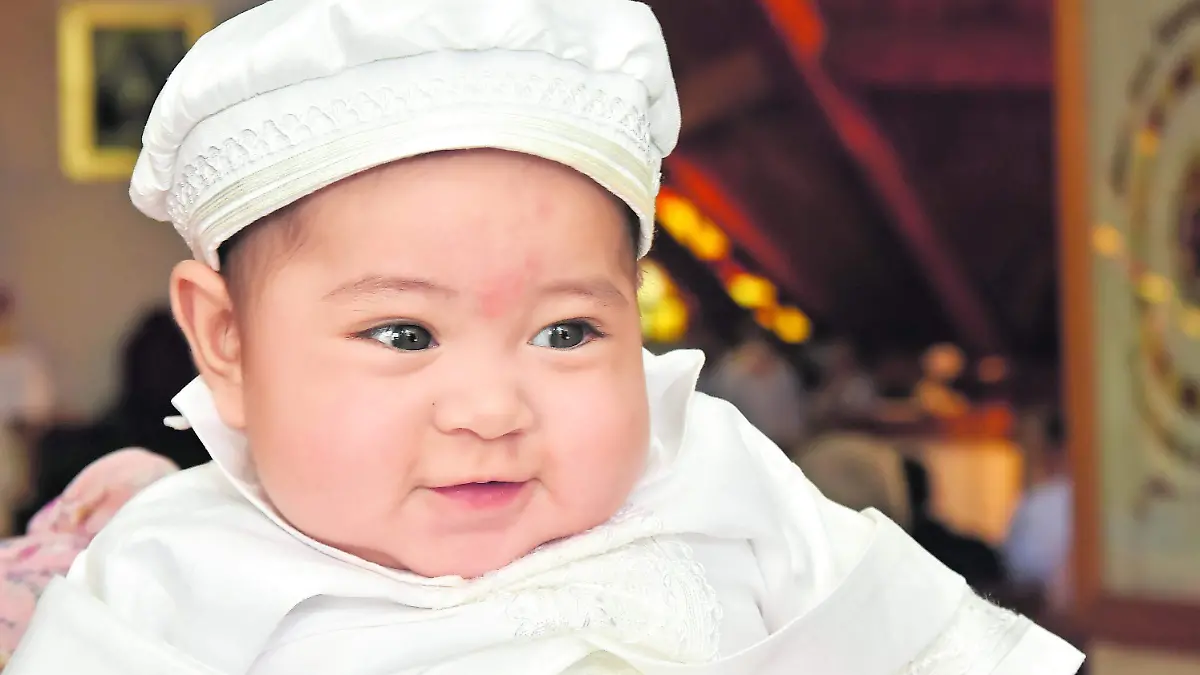 Lo-bautizan-con-el-nombre-de-Leonel (3)