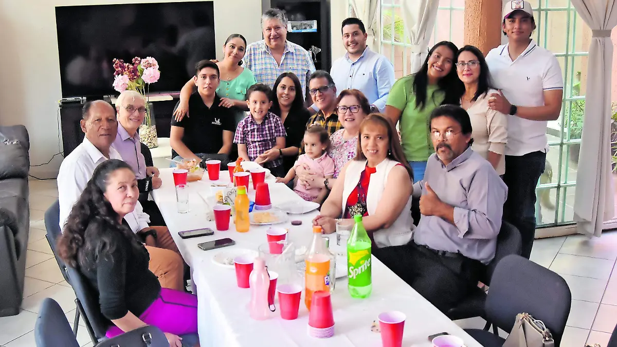 Rubén-festeja-su-cumpleaños  (3)