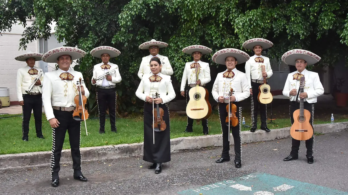 Mariachi-Principal-de-Miguel-Pitayo (2)