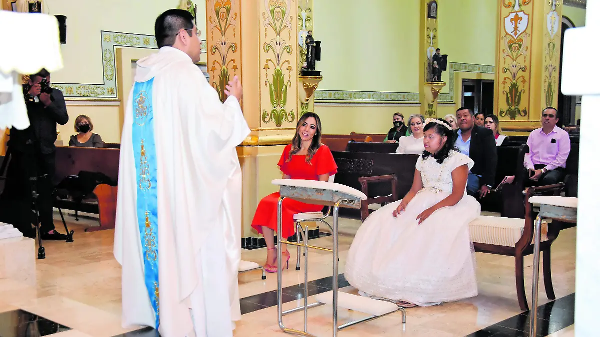 Camila-Ponce-Pimentel (4)