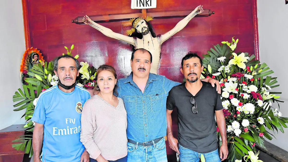 Veneran-al-Cristo  (4)