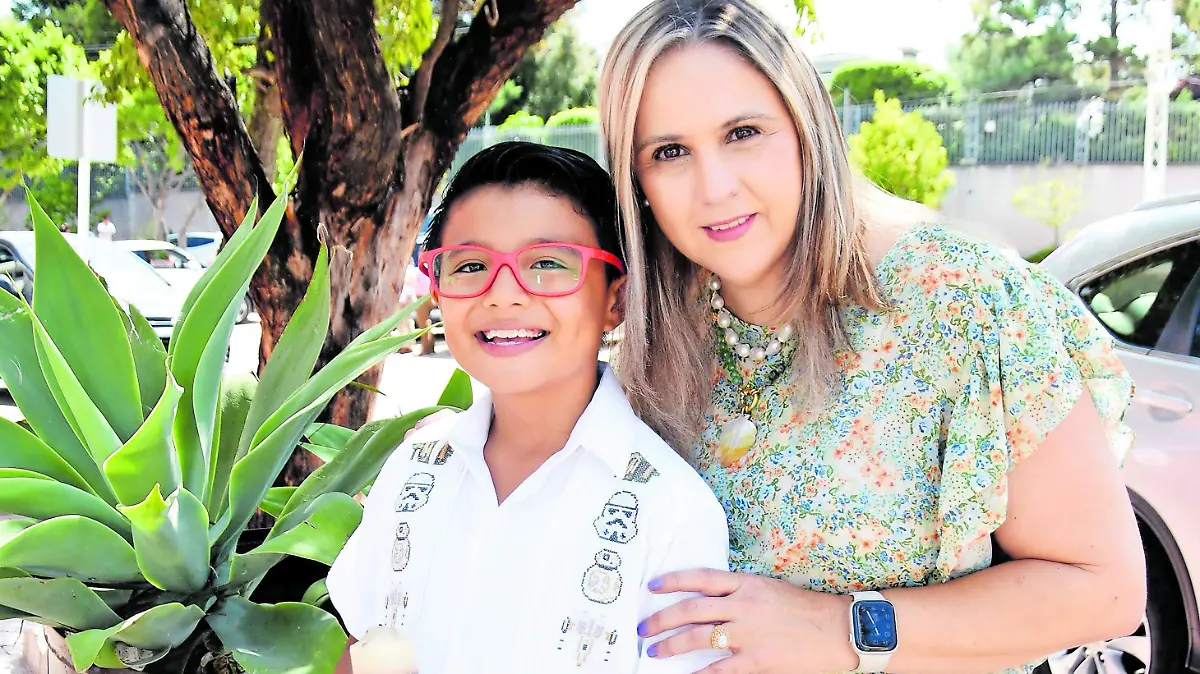 Gerardo-Ruiz-Guerra-recibe-la-ostia (13)