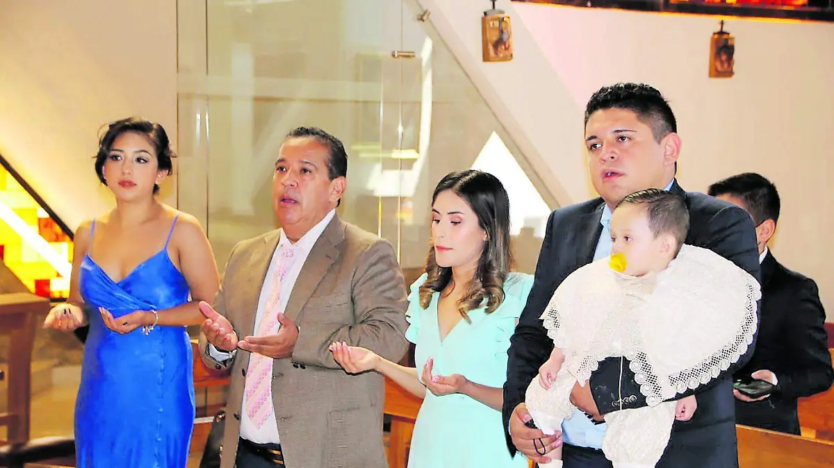 Andrés-Milan-Gallardo-es-bautizado (3)