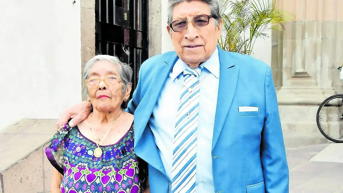 Martín-y-Lupita  (3)