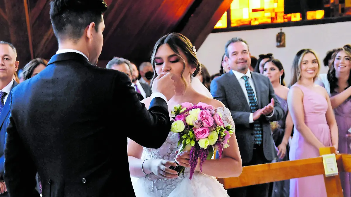 Joceline-y-Kevin-unen-sus-vidas  (4)