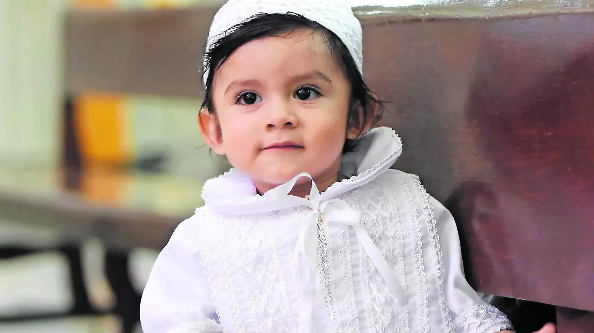 Juan-Matías-Chávez-es-bautizado (2)