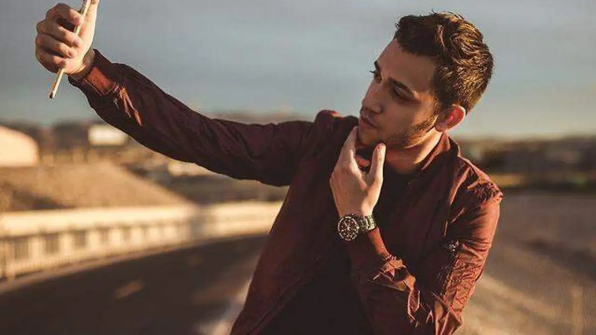 Anthony A alcanza un millón  (2)