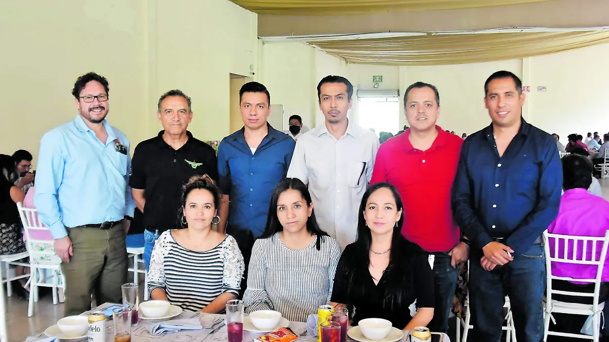 Celebra-ITESI-a los-maestros  (3)