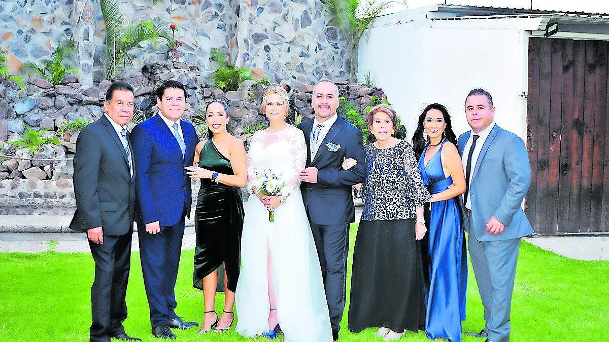Su familia