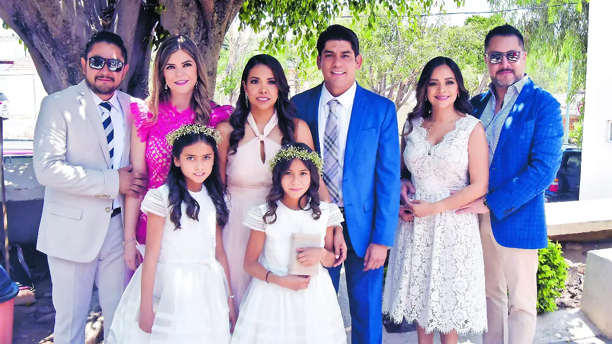 Pily-e-Inés-son-comulgantes (2)