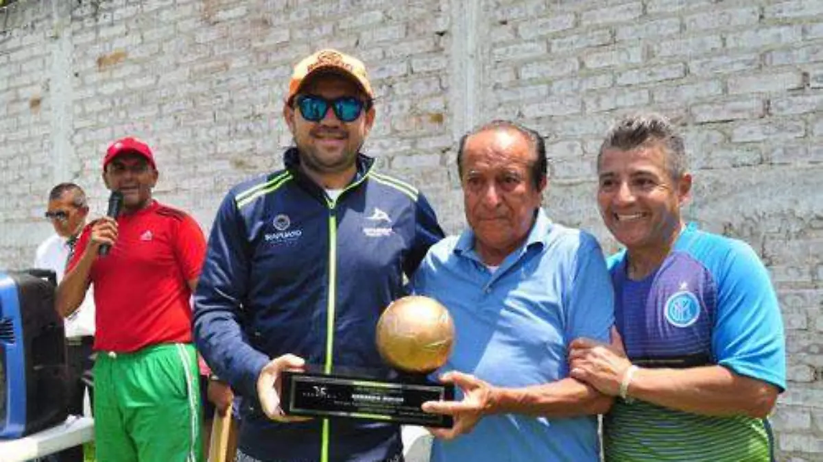 RECONOCIMIENTO AL DOCTOR OK