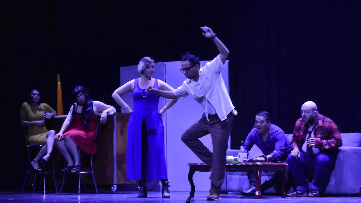 3-amores-en-condominio (2)